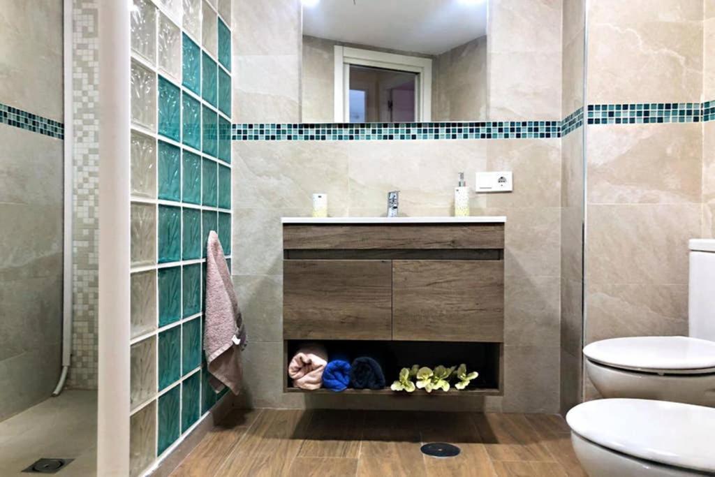 Coqueto Apartamento En Puerto Marina Con Piscina ベナルマデナ エクステリア 写真