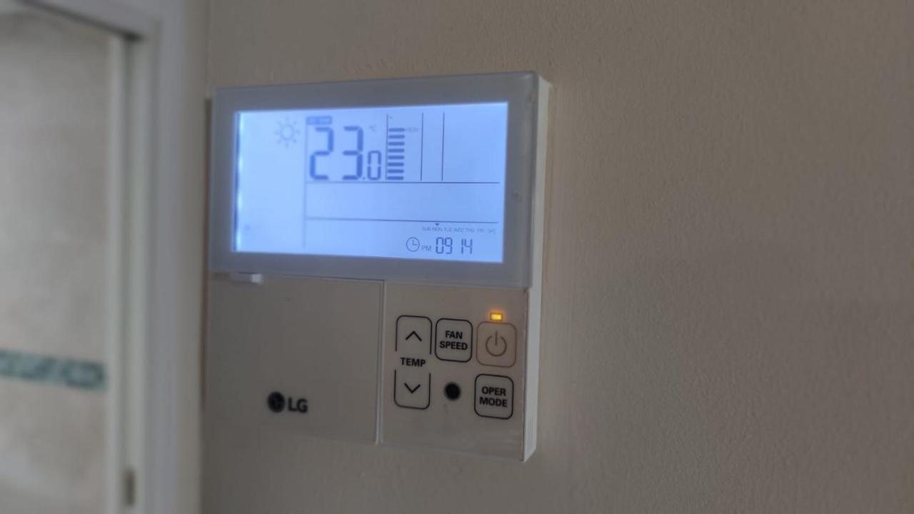 Coqueto Apartamento En Puerto Marina Con Piscina ベナルマデナ エクステリア 写真